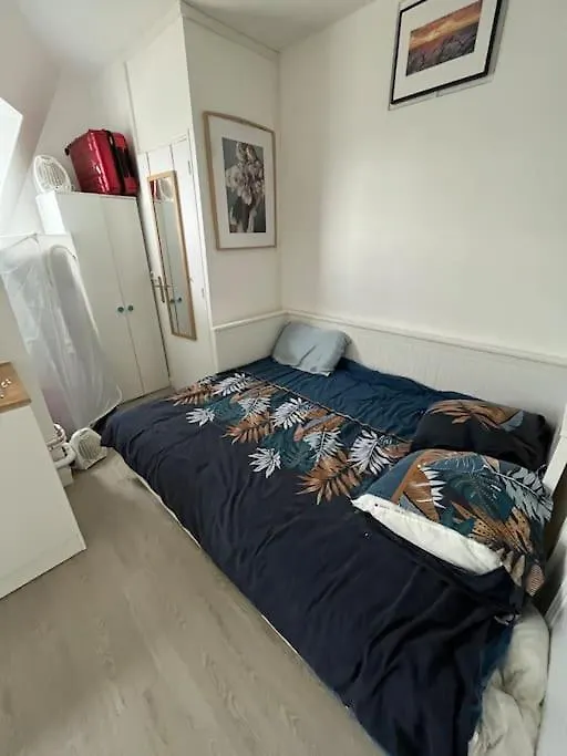 Cozy Room Nearby Champs Elysees Parigi
